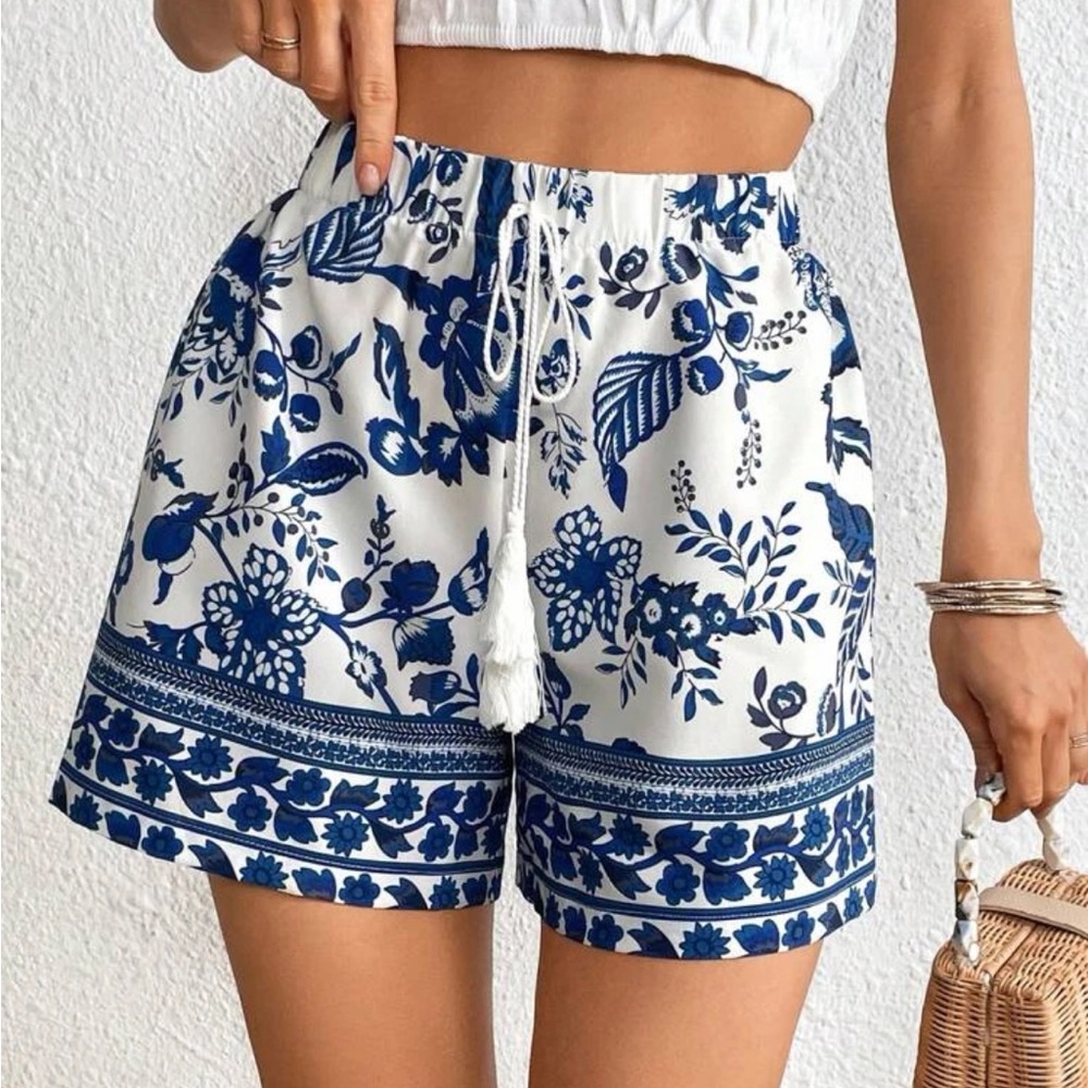 Boho Floral Print High Waist Shorts - Picture 1 of 6